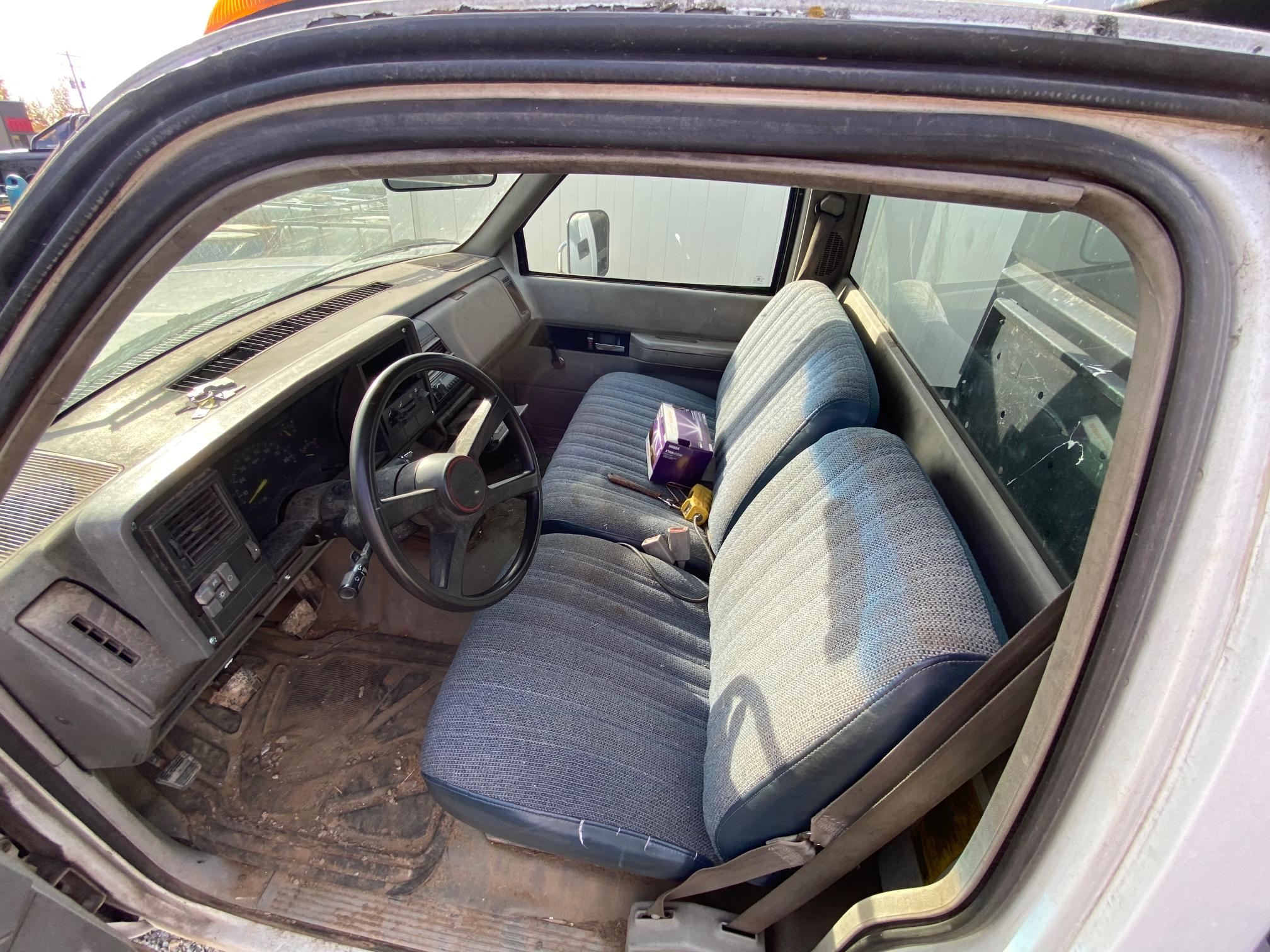 1994 CHEVROLET 3500 - Image 5